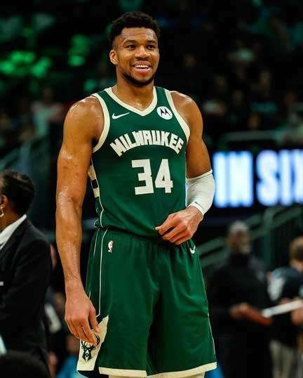 El basquetbolista Giannis Antetokounmpo