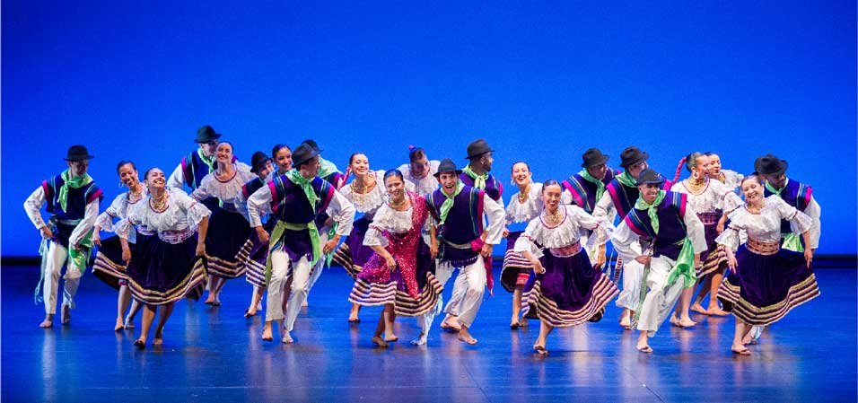Artistas del grupo Sabana Sonidera durante una presentación. Ellos presentarán en la localidad de Chapinero en Bogotá, en la celebración de los cumpleaños.