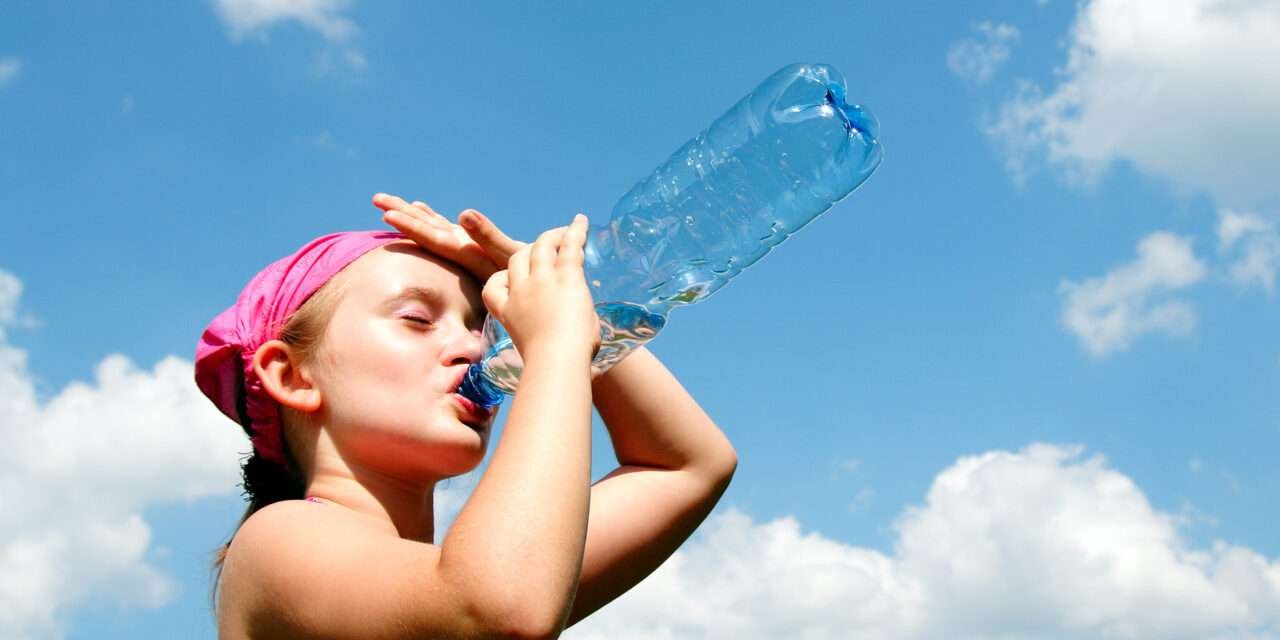 Cómo cuidar su salud del intenso calor