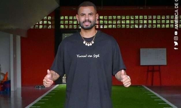 Edwin Cardona, listo para ponerse la camiseta del América