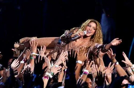 Shakira en los VMAs