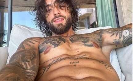 Maluma calentó las redes sociales con  fotos sexy en toalla