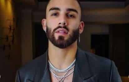 Manuel Turizo causó revuelo por una foto en la que besa a su mamá