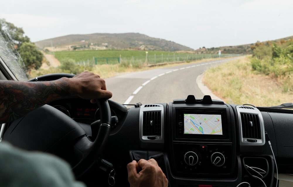 Viaje seguro y llegue a su destino en esta temporada navideña