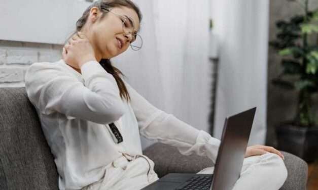 Así puede aliviar el dolor de cuello